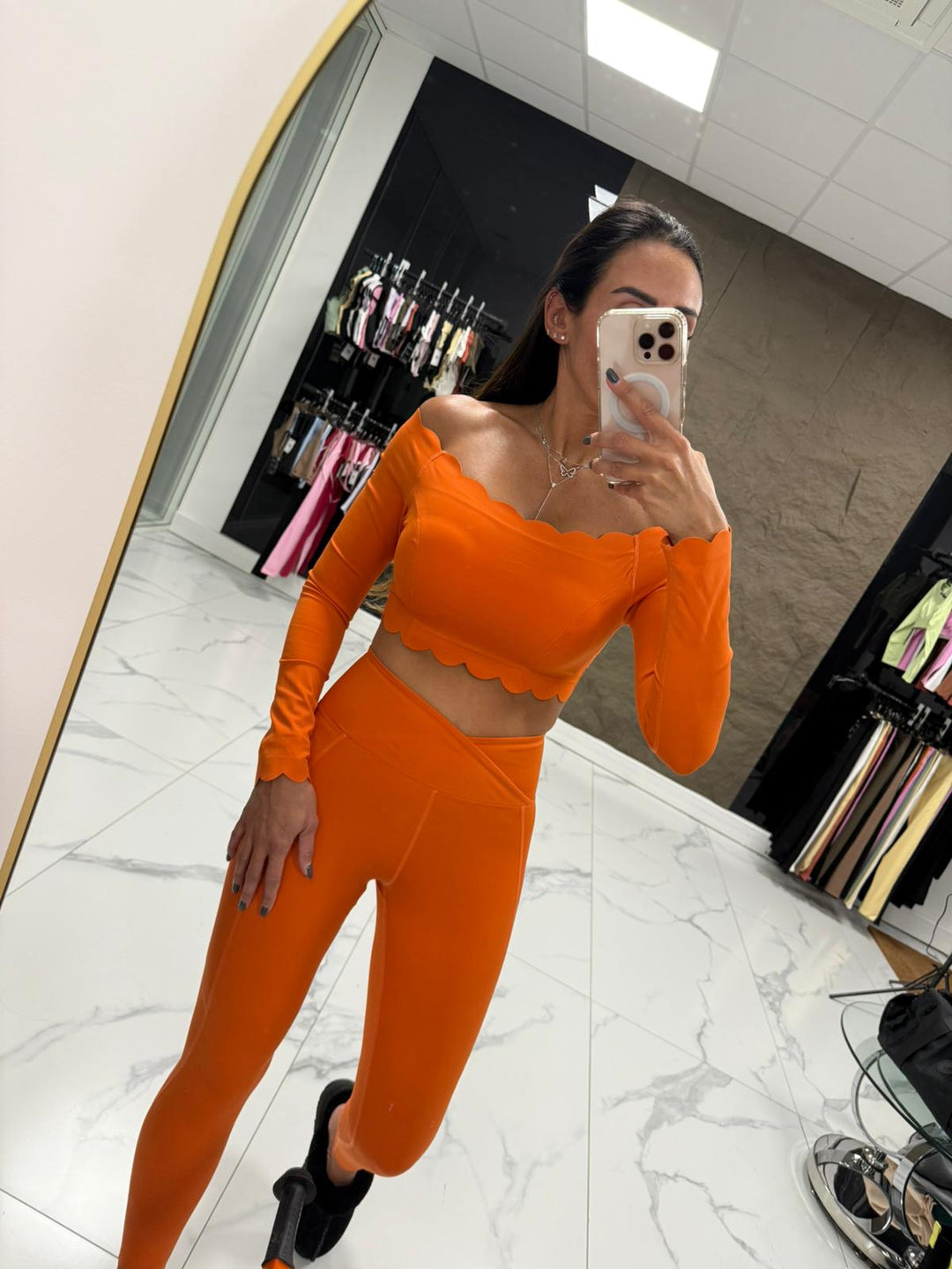 WAVY MANCHES LONGUES OFF SHOULDER