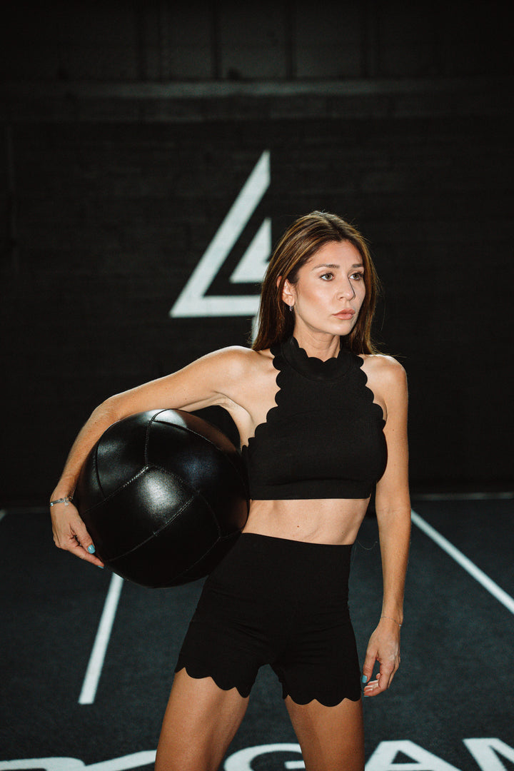 SHORT TAILLE HAUTE AVEC DETAILS WAVY